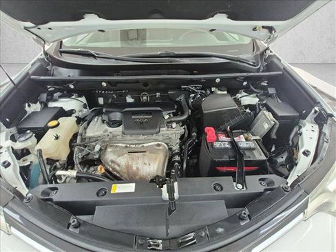 Used 2018 Toyota RAV4 XLE w/ Plus Extra Value Package AWD/4WD image 26