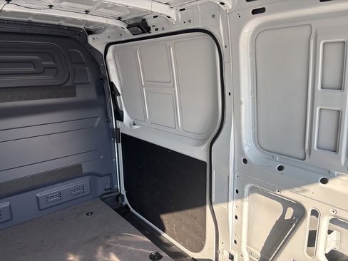 Used 2023 Mercedes-Benz Sprinter 144 Cargo image 17