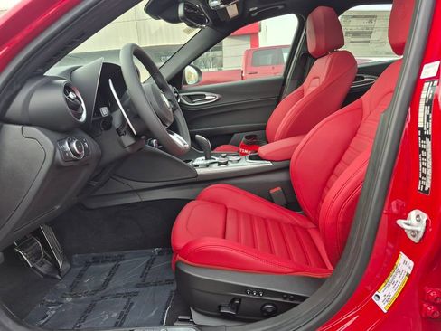 New 2025 Alfa Romeo Giulia AWD w/ Driving Assist Package image 2