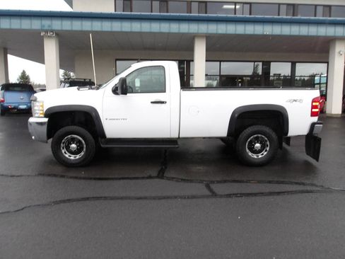 Used 2008 Chevrolet Silverado 3500 LT AWD/4WD image 2