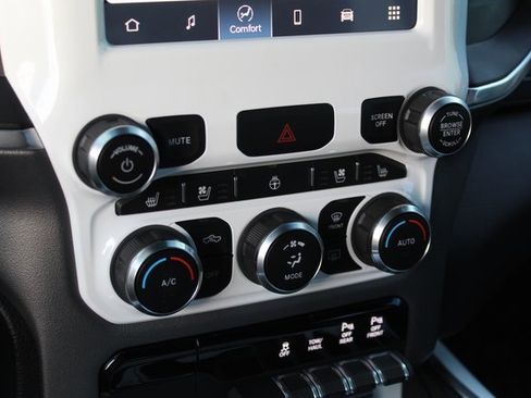 Used 2022 RAM 1500 Laramie w/ Sport Appearance Package image 27