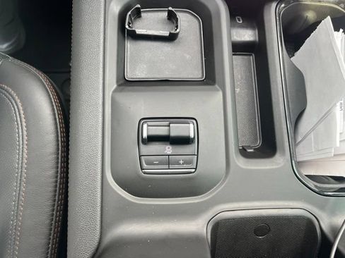 Used 2025 GMC Sierra 3500 AT4 AWD/4WD image 44
