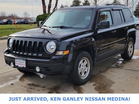 Used 2016 Jeep Patriot Sport image 7