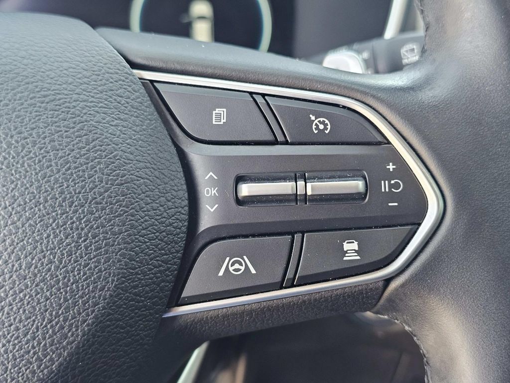 Used 2022 Hyundai Santa Fe Limited FWD image 28