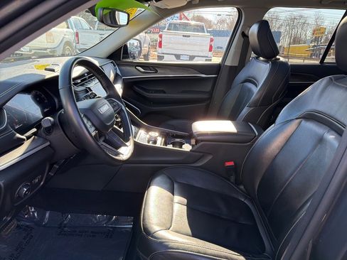 Certified 2022 Jeep Grand Cherokee Limited image 5