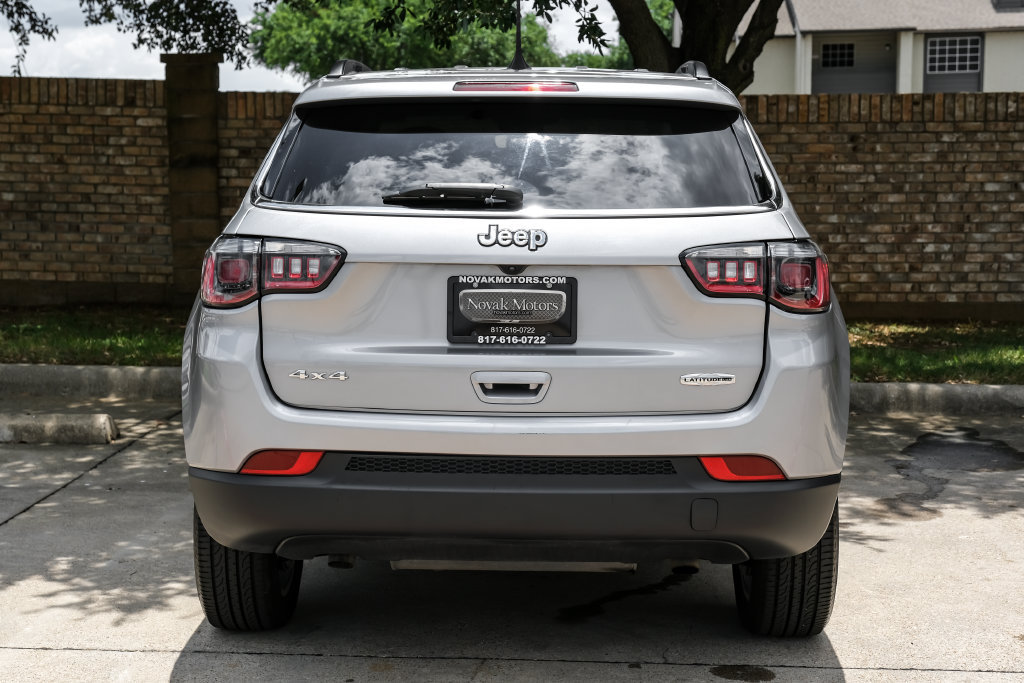 Used 2023 Jeep Compass Latitude AWD/4WD image 18