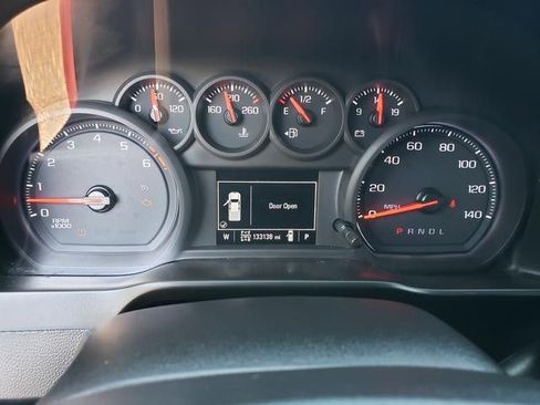 Used 2019 Chevrolet Silverado 1500 Custom w/ Custom Value Package AWD/4WD image 27
