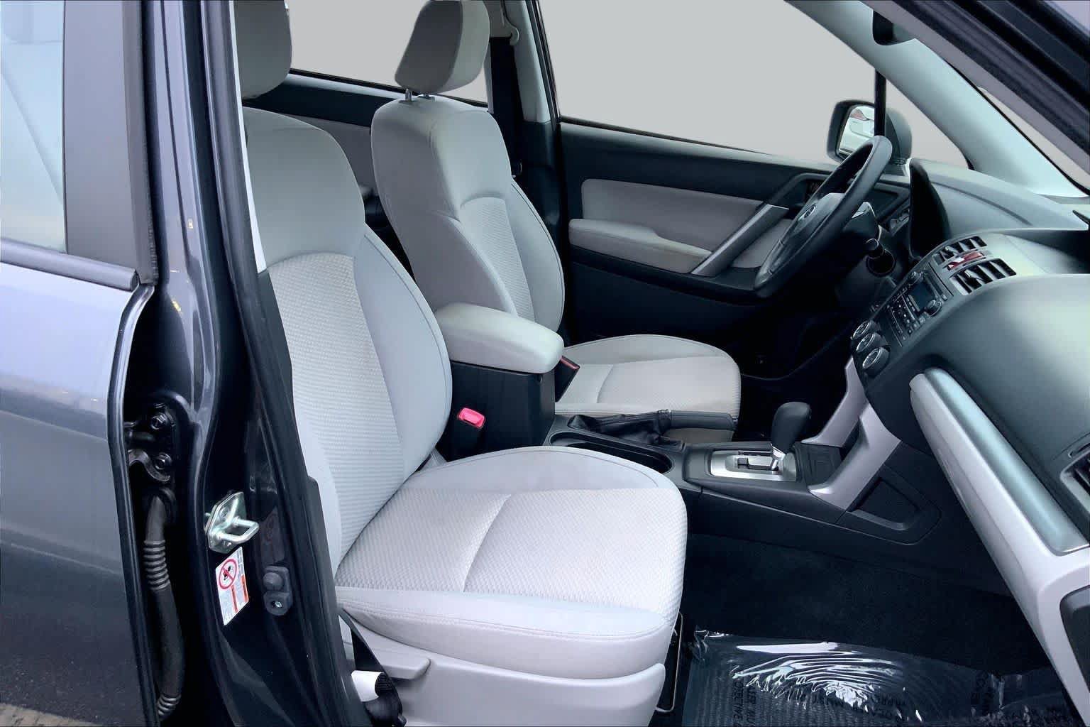 Used 2015 Subaru Forester 2.5i w/ Popular Package #2 AWD/4WD image 7