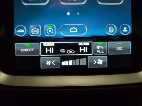 Used 2024 Subaru Crosstrek 2.0i Premium image 26