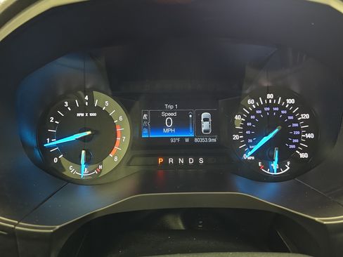 Used 2018 Ford Edge SE FWD image 23