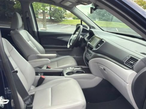 Certified 2023 Honda Ridgeline RTL image 15