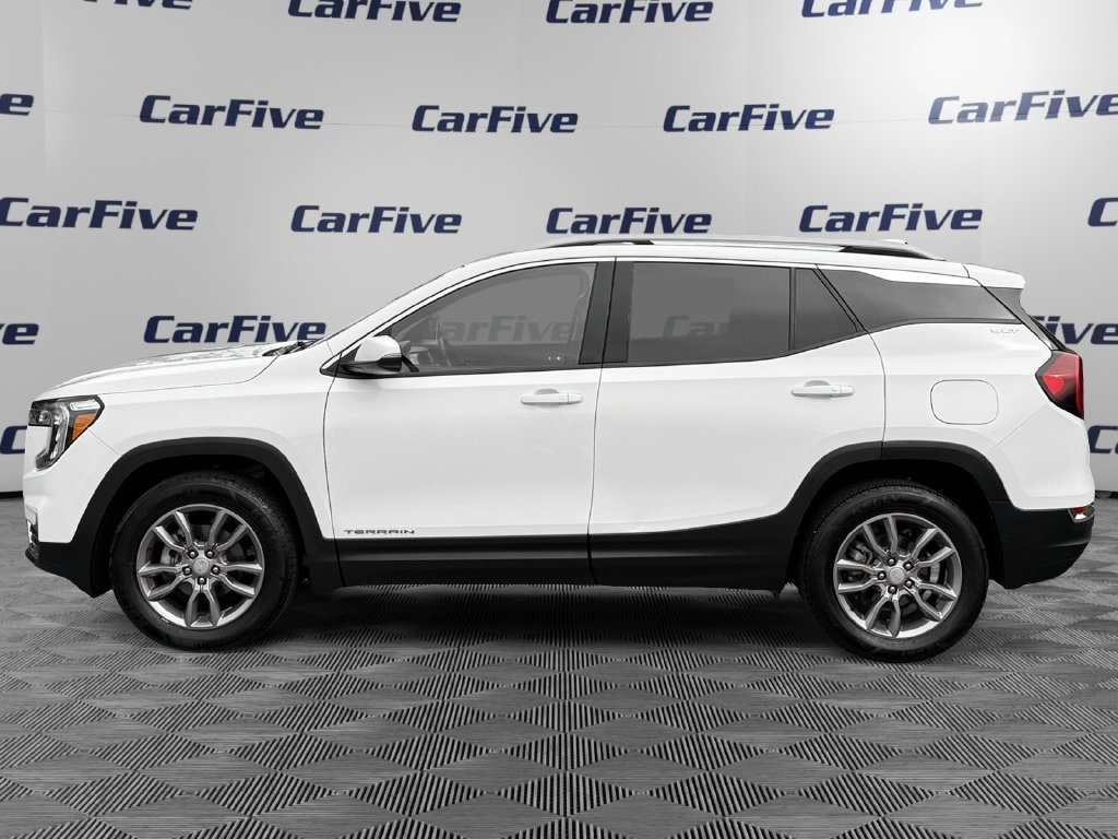 Used 2023 GMC Terrain SLT AWD/4WD image 2