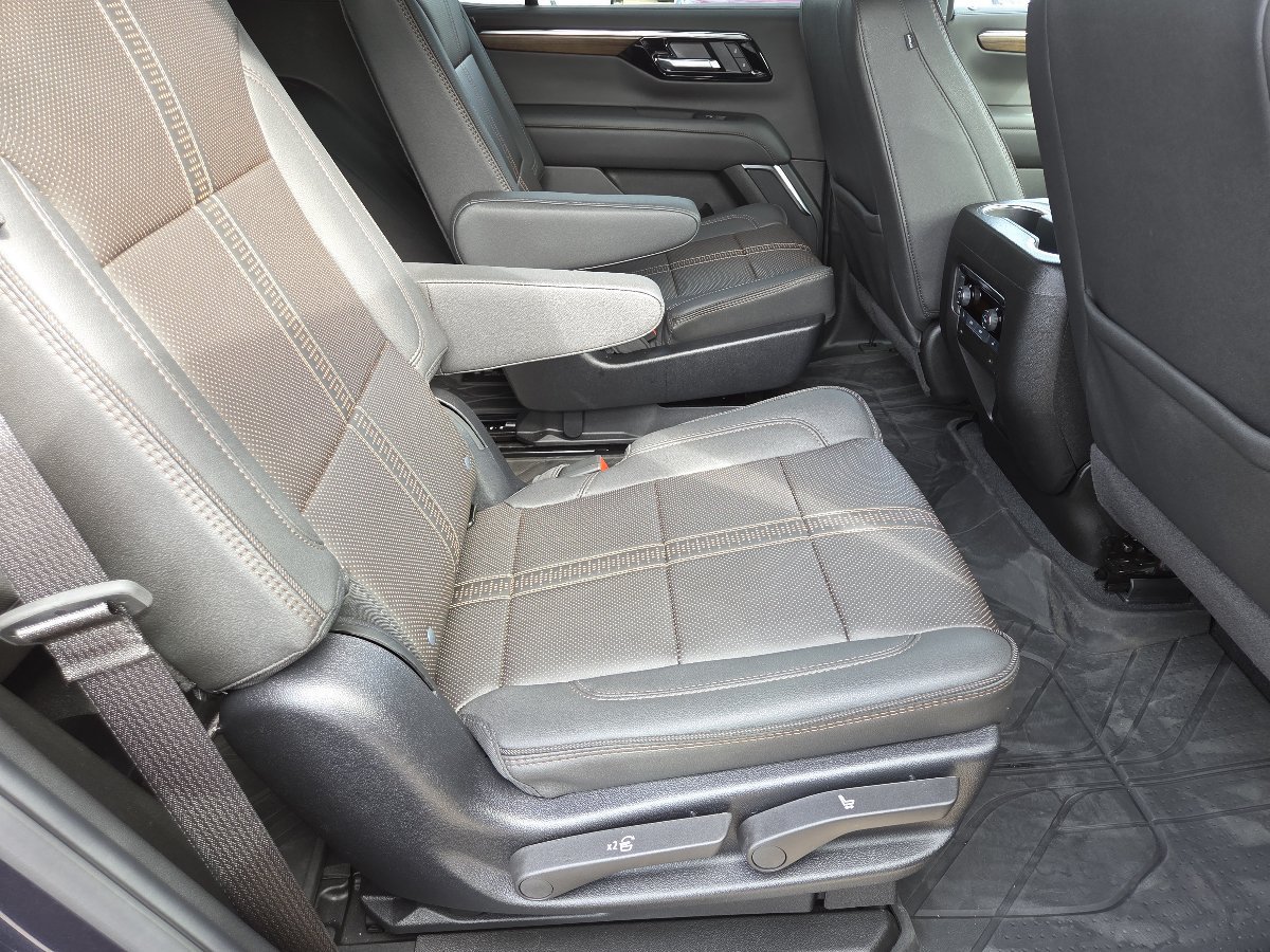 New 2026 Chevrolet Tahoe High Country AWD/4WD image 27