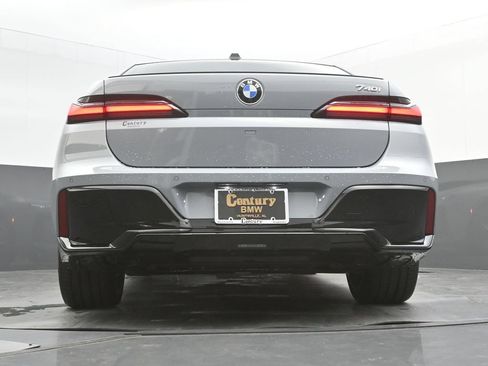 New 2026 BMW 740i w/ Executive Package RWD image 45