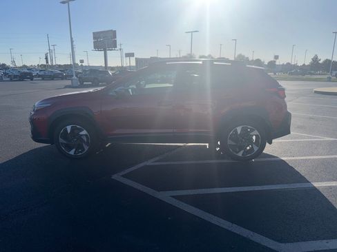 Used 2024 Subaru Crosstrek 2.5i Limited AWD/4WD image 8