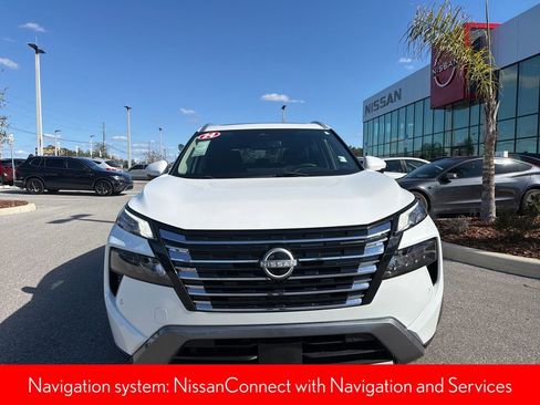 Certified 2024 Nissan Rogue SL w/ SL Premium Package image 3