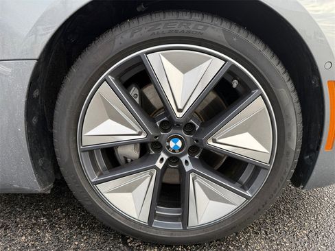 Used 2025 BMW i4 xDrive40i w/ Premium Package image 18