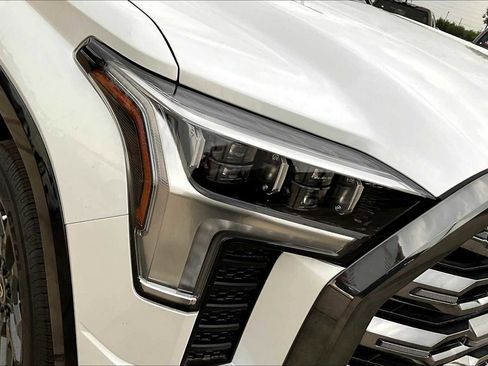New 2025 Toyota Tundra Platinum image 21