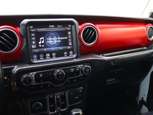 Used 2021 Jeep Gladiator Rubicon AWD/4WD image 48