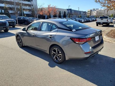 Certified 2024 Nissan Sentra SV image 6