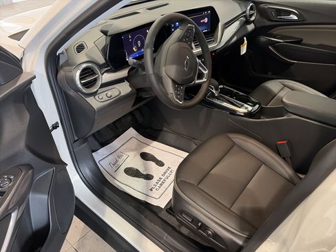 New 2026 Chevrolet Trax ACTIV w/ Driver Confidence Package image 14