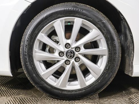 Used 2024 Toyota Camry LE image 15