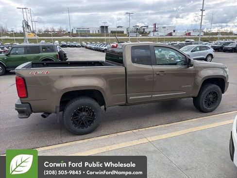 Used 2015 Chevrolet Colorado LT w/ LT Convenience Package image 6