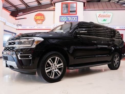 Used 2022 Ford Expedition Max Limited image 2