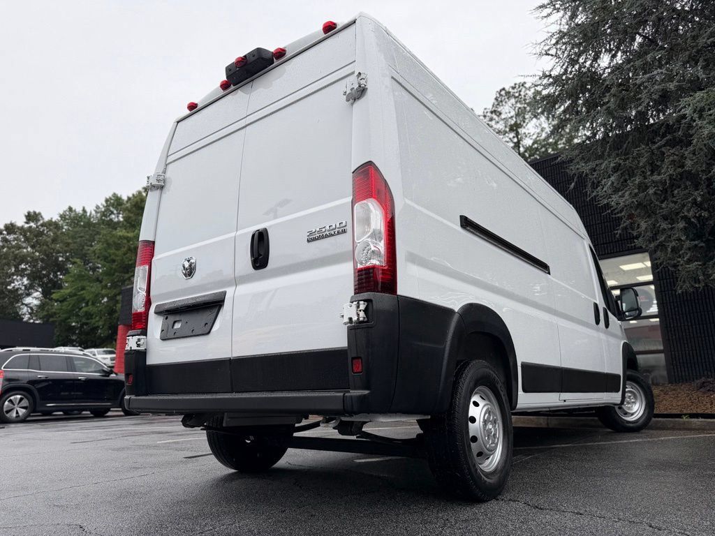 Used 2023 RAM ProMaster 2500 FWD image 13