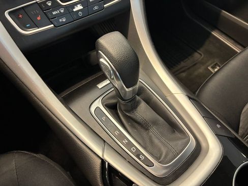 Used 2016 Ford Fusion SE FWD image 22