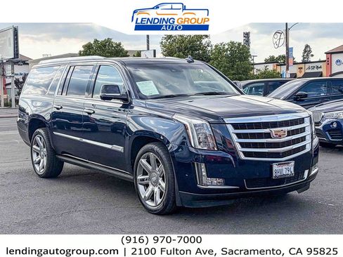 Used 2019 Cadillac Escalade ESV Premium Luxury AWD/4WD image 5
