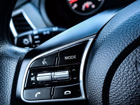 Used 2022 Kia Seltos LX image 26