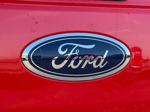 Used 2019 Ford F150 XLT w/ Equipment Group 302A Luxury AWD/4WD image 57