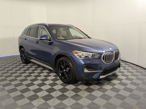 Used 2021 BMW X1 xDrive28i w/ Convenience Package image 3