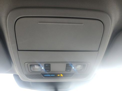 Used 2023 Ford Explorer XLT w/ Equipment Group 202A image 28