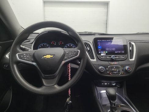 Used 2022 Chevrolet Malibu LS w/ Driver Confidence Package II FWD image 22