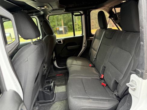 Used 2019 Jeep Wrangler Unlimited Sport S image 14