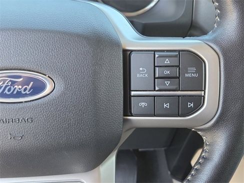 Used 2024 Ford Expedition Max XLT image 22