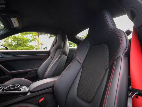Used 2026 Porsche 911 GT3 RWD image 44