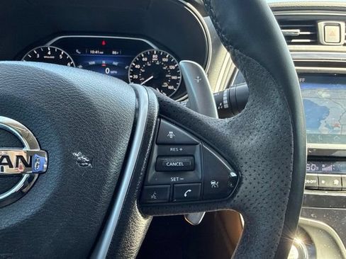 Used 2017 Nissan Maxima SR w/ Midnight Edition FWD image 18