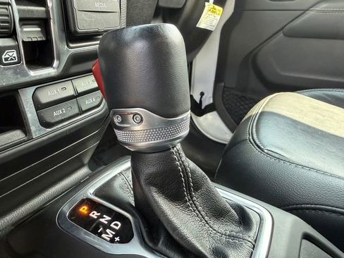 Used 2022 Jeep Wrangler Unlimited Sahara w/ Safety Group image 24