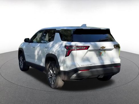 Used 2025 Chevrolet Equinox LT image 11