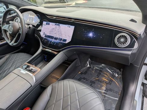 Certified 2023 Mercedes-Benz EQS 580 4MATIC Sedan image 22