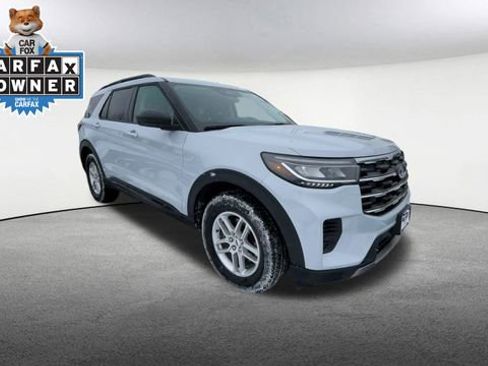 Used 2026 Ford Explorer Active image 2