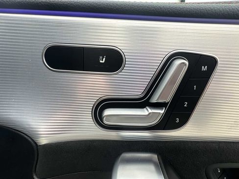 Used 2023 Mercedes-Benz CLA 250 4MATIC image 32