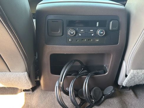 Used 2018 GMC Yukon Denali w/ Denali Ultimate Package AWD/4WD image 79