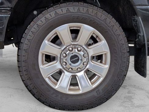 Certified 2022 Ford F250 Platinum image 17