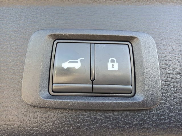 Used 2025 Mitsubishi Outlander SE FWD image 20
