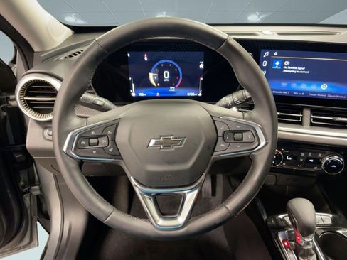 Used 2024 Chevrolet Trax ACTIV w/ Driver Confidence Package image 23