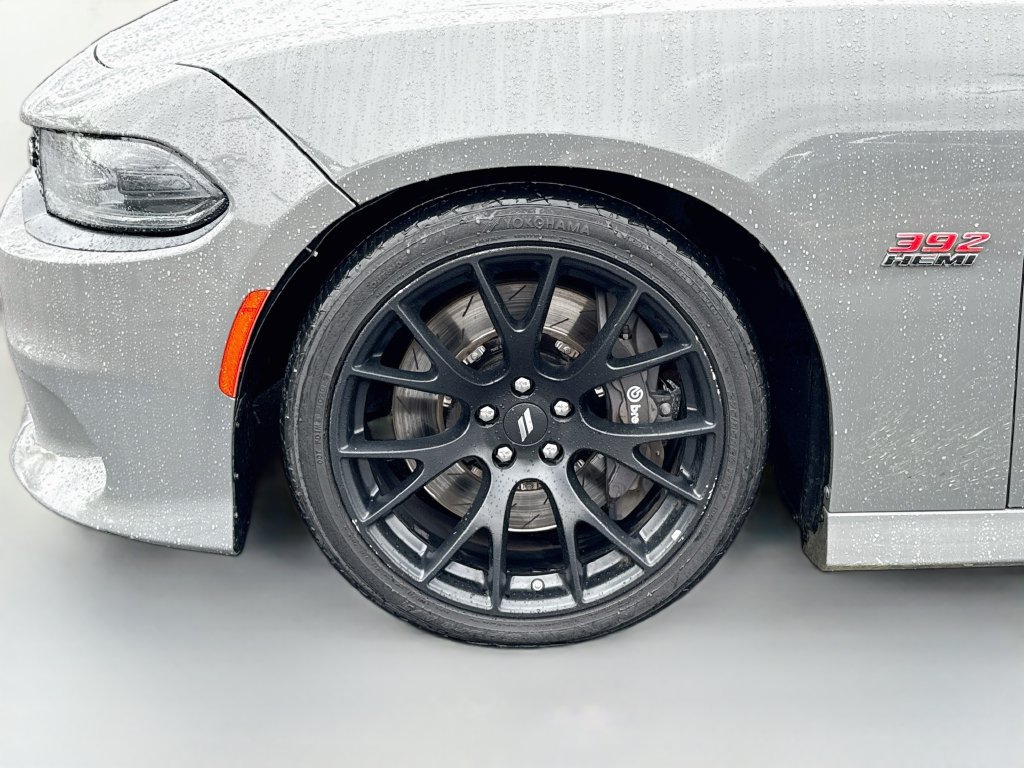 Used 2018 Dodge Charger R/T Scat Pack w/ Dynamics Package RWD image 37